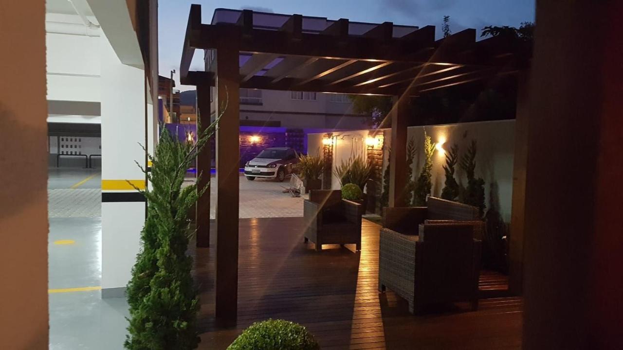 Var-101A Dpto Amplio En Condominio Cerrado Con Piscina Bombinhas Exterior foto