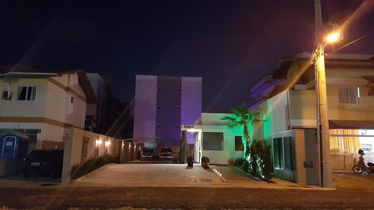 Var-101A Dpto Amplio En Condominio Cerrado Con Piscina Bombinhas Exterior foto